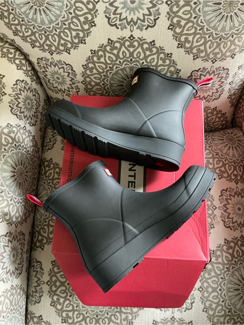 Hunter Boots Short Play Boot Womens Size 8 - New in Box